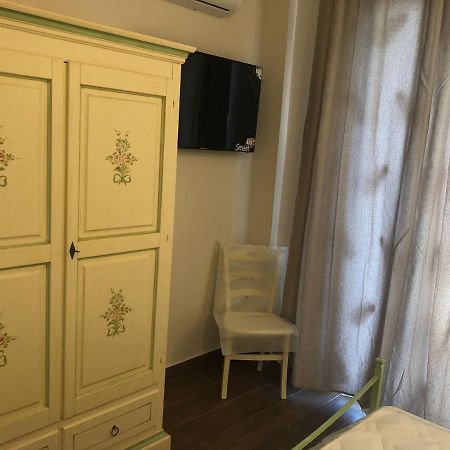 Via Cagliari Apartamento Catanzaro Exterior foto