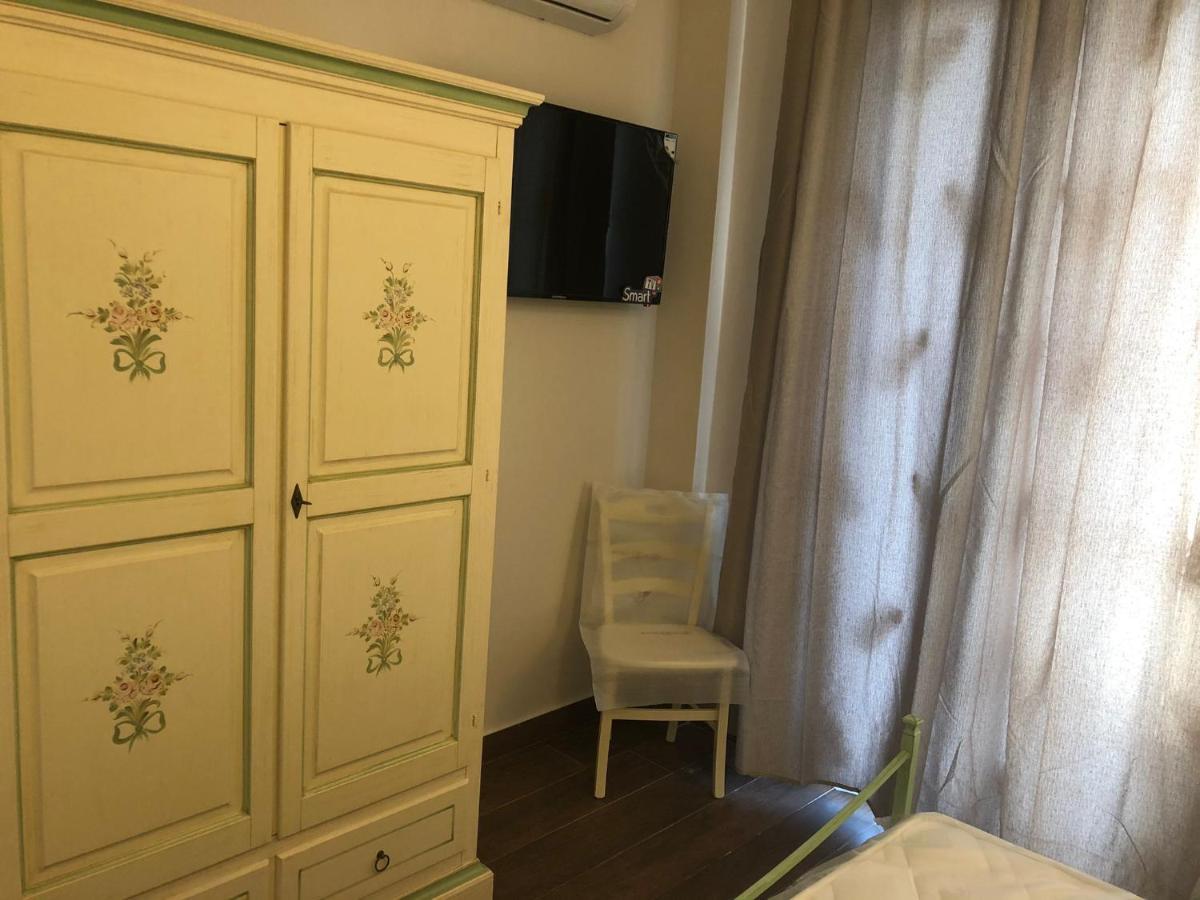 Via Cagliari Apartamento Catanzaro Exterior foto